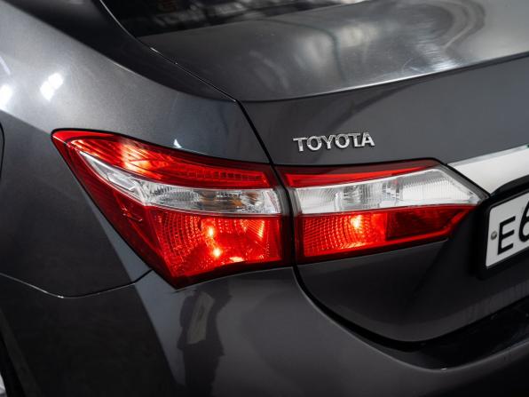 Toyota Corolla XI (E160 E170 E180) с пробегом 2013 года, цена 1 074 999 рублей, 145093 км, седан, Автокод Объявления