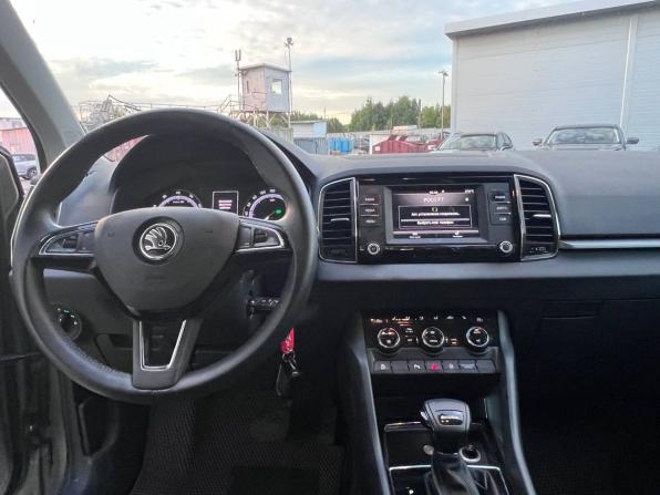 Skoda Karoq I с пробегом 2020 года, цена 1 990 000 рублей, 140505 км, внедорожник, Автокод Объявления