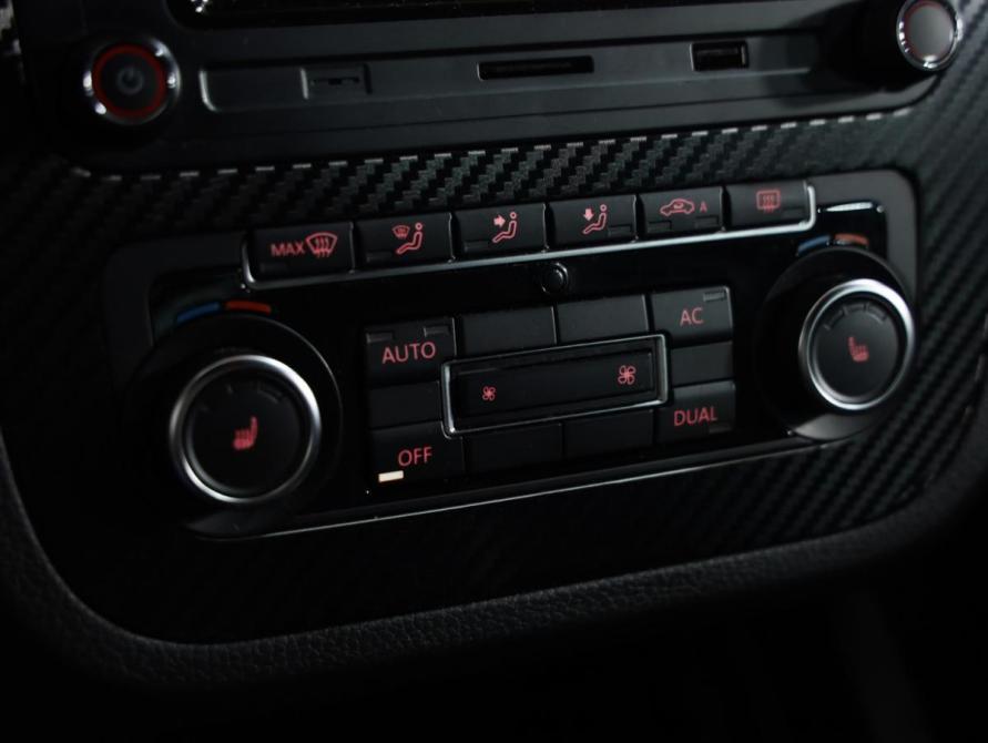 Volkswagen Scirocco III Санкт-Петербург  - изображение 14