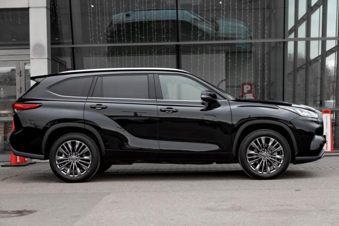Toyota Highlander IV (XU70) с пробегом 2026 года, цена 5 690 000 рублей, 100 км, внедорожник, Автокод Объявления