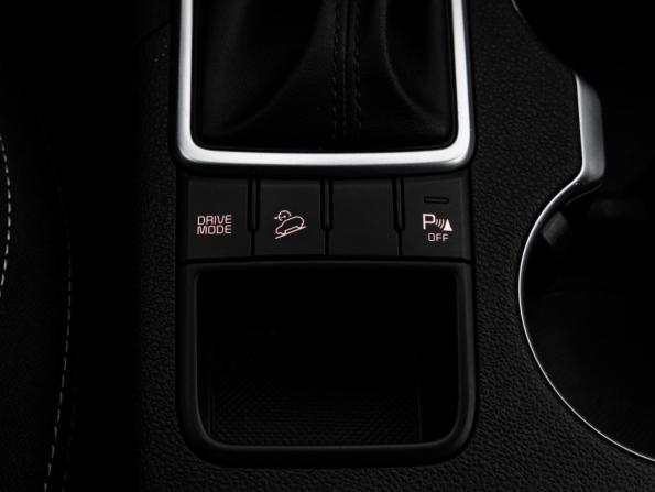 Kia Sportage IV Рестайлинг с пробегом 2020 года, цена 2 149 000 рублей, 132237 км, внедорожник, Автокод Объявления