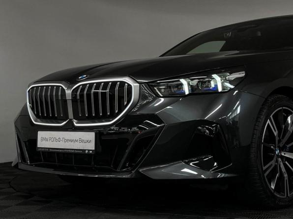 BMW 5 серии VIII (G60/G61/G68) с пробегом 2024 года, цена 8 730 000 рублей, 12952 км, седан, Автокод Объявления