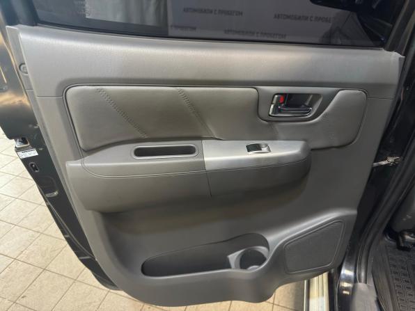 Toyota Hilux VII Рестайлинг с пробегом 2012 года, цена 1 699 000 рублей, 180710 км, пикап, Автокод Объявления