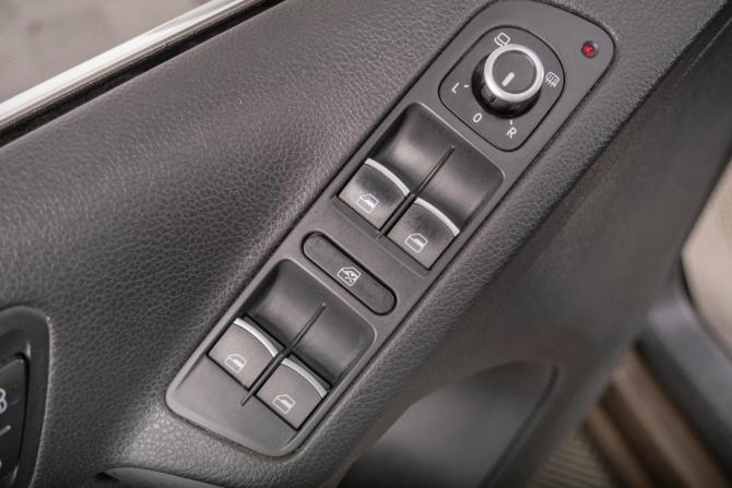 Volkswagen Tiguan I Рестайлинг с пробегом 2014 года, цена 1 749 000 рублей, 143000 км, внедорожник, Автокод Объявления