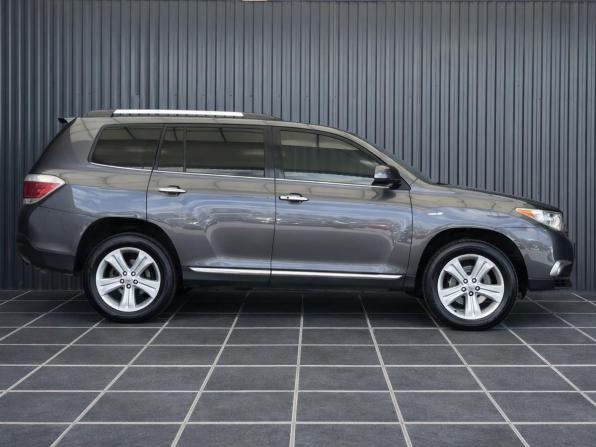 Toyota Highlander II (XU40) Рестайлинг с пробегом 2013 года, цена 1 797 000 рублей, 250000 км, внедорожник, Автокод Объявления