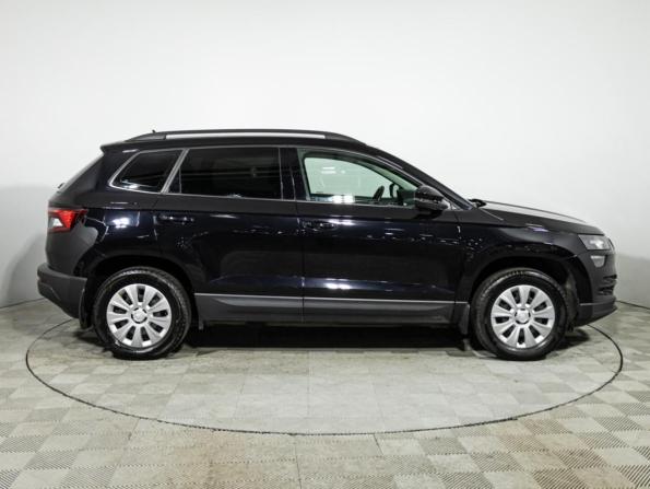 Skoda Karoq I с пробегом 2021 года, цена 2 035 700 рублей, 75000 км, внедорожник, Автокод Объявления