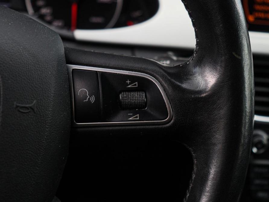 Audi A4 IV (B8) Москва  - изображение 18