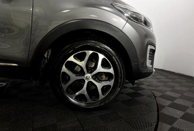 Renault Kaptur I с пробегом 2018 года, цена 1 670 000 рублей, 99135 км, внедорожник, Автокод Объявления