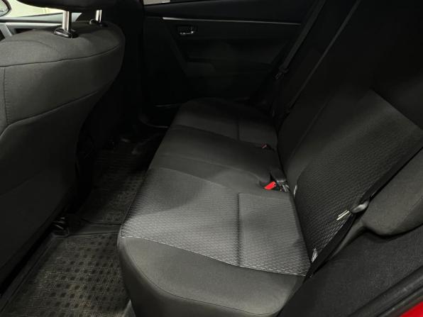 Toyota Corolla XI (E160 E170 E180) с пробегом 2013 года, цена 1 420 000 рублей, 93000 км, седан, Автокод Объявления
