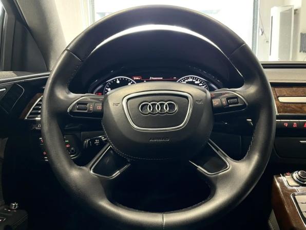 Audi A8 III (D4) Рестайлинг с пробегом 2015 года, цена 2 240 000 рублей, 232576 км, седан, Автокод Объявления