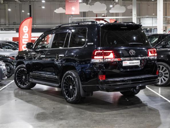 Toyota Land Cruiser 200 Series Рестайлинг 2 с пробегом 2019 года, цена 8 700 000 рублей, 93152 км, внедорожник, Автокод Объявления