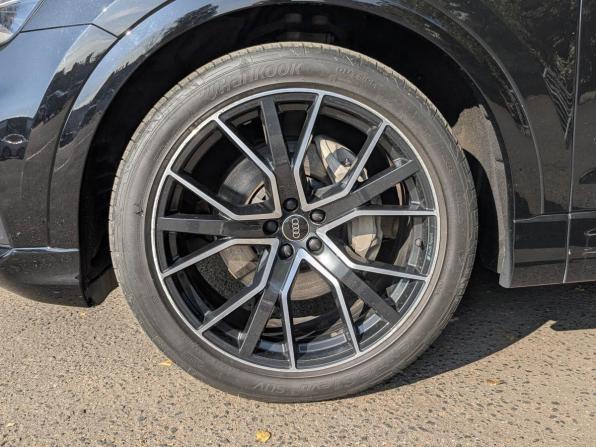 Audi Q8 I (4M) с пробегом 2022 года, цена 7 955 000 рублей, 58295 км, внедорожник, Автокод Объявления