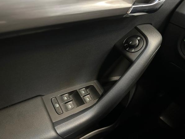 Skoda Octavia III (A7) Рестайлинг с пробегом 2018 года, цена 2 149 000 рублей, 40102 км, лифтбек, Автокод Объявления