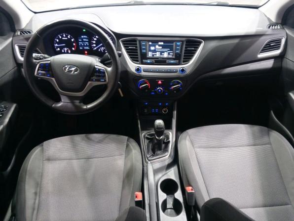 Hyundai Solaris II с пробегом 2017 года, цена 1 150 000 рублей, 139325 км, седан, Автокод Объявления