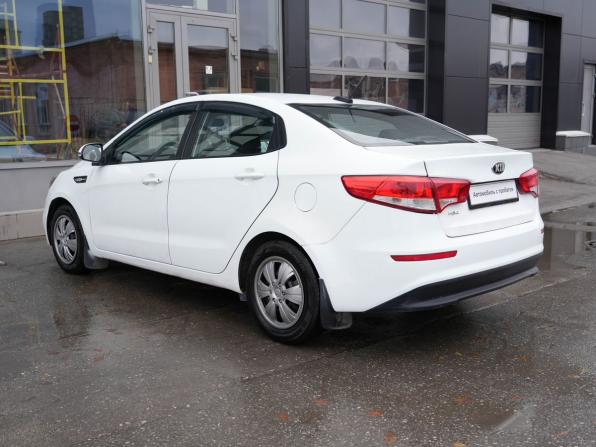 Kia Rio III Рестайлинг с пробегом 2017 года, цена 565 000 рублей, 180042 км, седан, Автокод Объявления