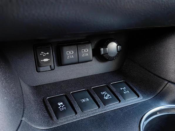 Toyota Highlander III (XU50) Рестайлинг с пробегом 2018 года, цена 2 799 000 рублей, 207153 км, внедорожник, Автокод Объявления