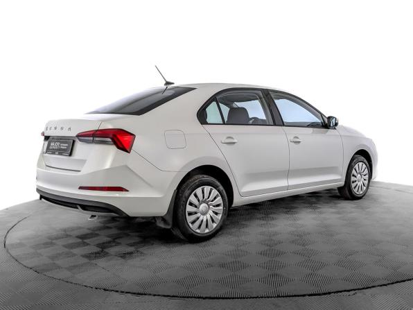 Skoda Rapid II с пробегом 2021 года, цена 1 399 000 рублей, 143273 км, лифтбек, Автокод Объявления