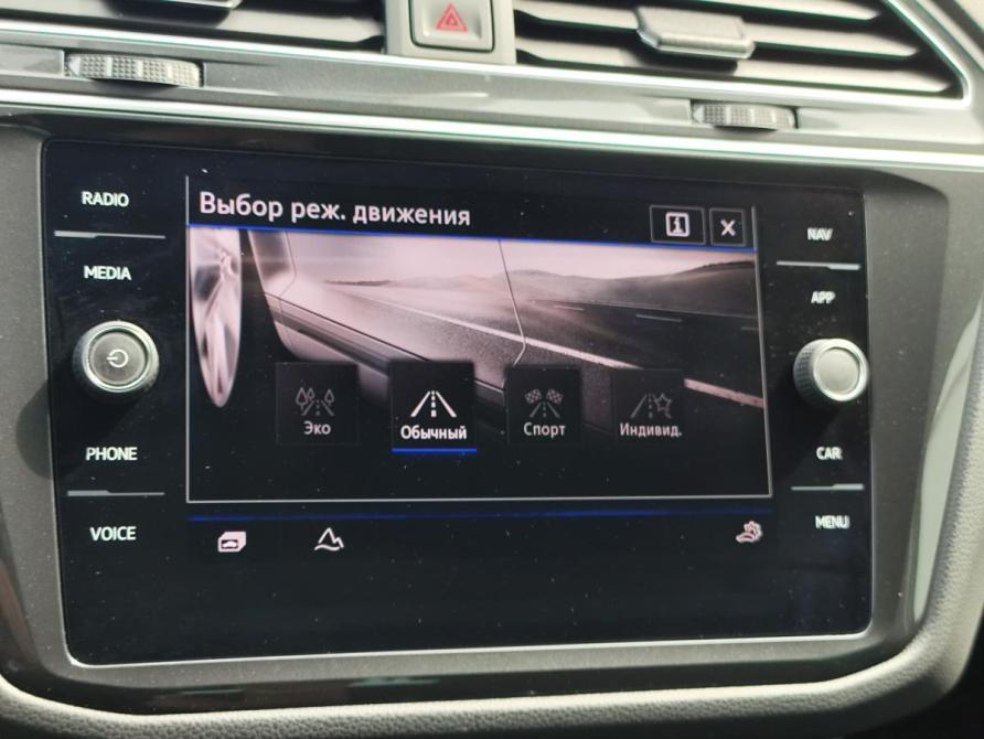 Volkswagen Tiguan II Рестайлинг Санкт-Петербург  - изображение 19