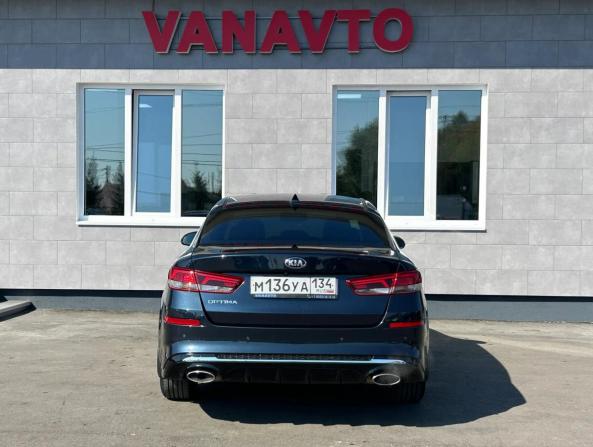 Kia Optima IV Рестайлинг с пробегом 2018 года, цена 2 060 000 рублей, 142890 км, седан, Автокод Объявления