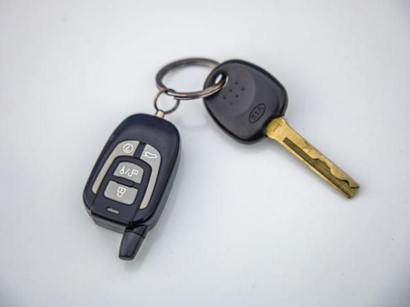 Kia Rio III Рестайлинг с пробегом 2016 года, цена 998 000 рублей, 80348 км, седан, Автокод Объявления