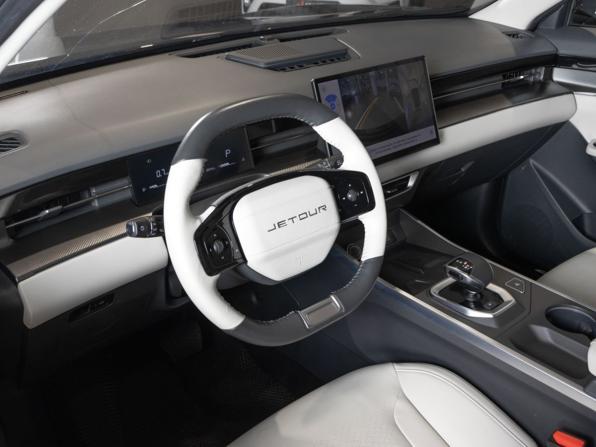 JETOUR DASHING I с пробегом 2024 года, цена 2 014 954 рубля, 38337 км, внедорожник, Автокод Объявления