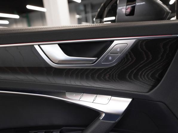 Audi A6 V (C8) с пробегом 2020 года, цена 3 990 000 рублей, 127738 км, седан, Автокод Объявления