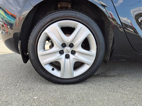 Opel Astra J с пробегом 2010 года, цена 795 000 рублей, 125544 км, хэтчбек, Автокод Объявления
