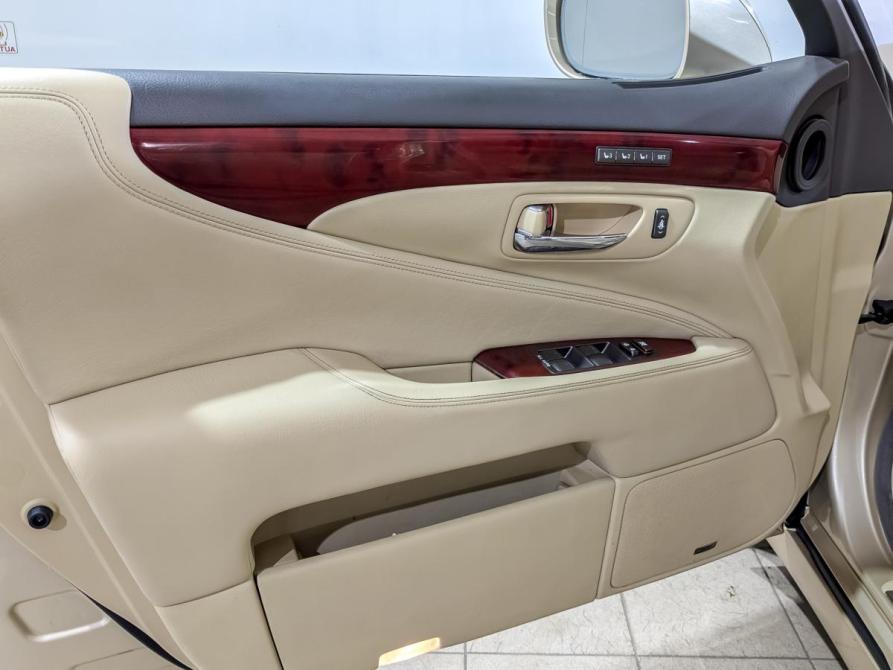 Lexus LS IV Москва  - изображение 19
