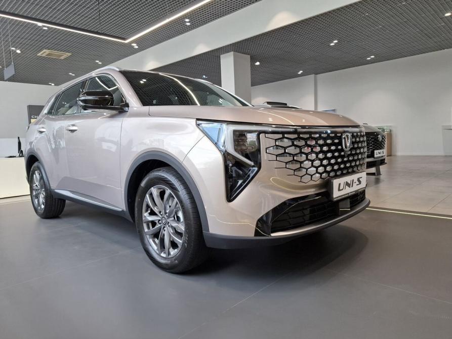 Changan UNI-S (CS55 Plus) I Рестайлинг Москва  - изображение 7