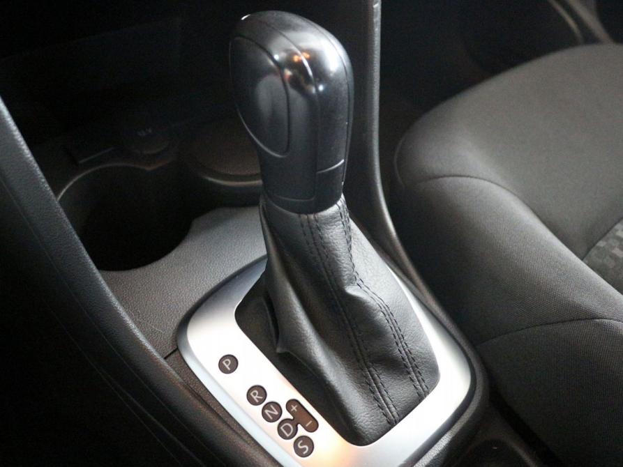 Volkswagen Polo V Рестайлинг Стерлитамак  - изображение 12