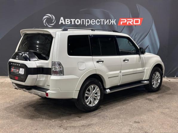 Mitsubishi Pajero IV Рестайлинг 2 с пробегом 2019 года, цена 2 949 000 рублей, 118100 км, внедорожник, Автокод Объявления