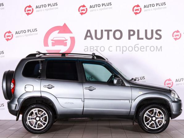 Chevrolet Niva I Рестайлинг с пробегом 2011 года, цена 550 000 рублей, 221400 км, внедорожник, Автокод Объявления