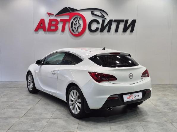 Opel Astra J Рестайлинг с пробегом 2014 года, цена 884 000 рублей, 165084 км, хэтчбек, Автокод Объявления