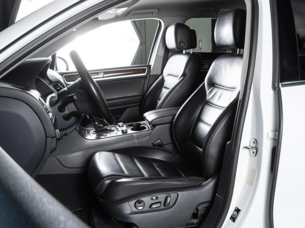 Volkswagen Touareg II с пробегом 2014 года, цена 2 290 000 рублей, 227013 км, внедорожник, Автокод Объявления