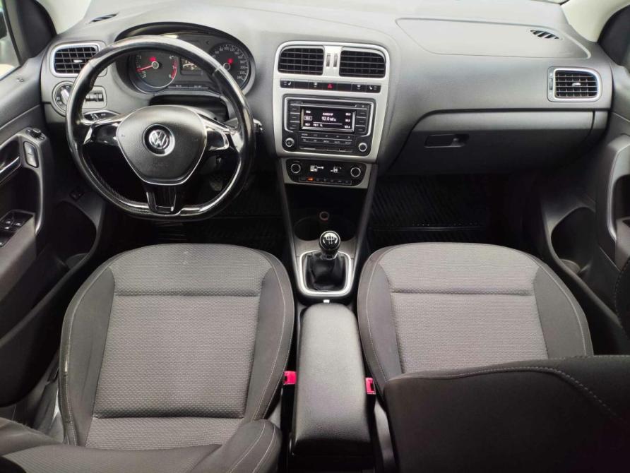 Volkswagen Polo V Рестайлинг Санкт-Петербург  - изображение 17