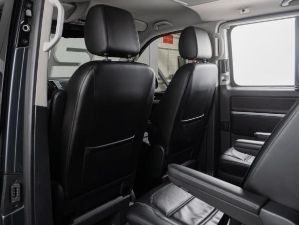 Volkswagen Multivan T6 с пробегом 2018 года, цена 4 719 000 рублей, 146936 км, минивэн, Автокод Объявления