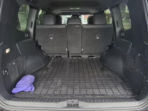 Toyota Land Cruiser 300 Series с пробегом 2021 года, цена 10 600 000 рублей, 69544 км, внедорожник, Автокод Объявления