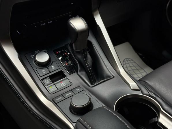 Lexus NX I с пробегом 2015 года, цена 2 749 000 рублей, 59117 км, внедорожник, Автокод Объявления