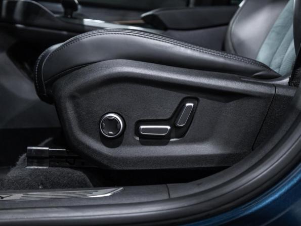 Geely Monjaro I с пробегом 2024 года, цена 3 300 000 рублей, 50369 км, внедорожник, Автокод Объявления