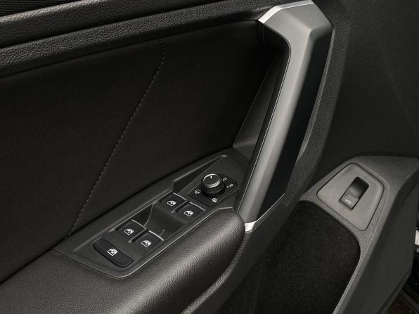 Volkswagen Tiguan II с пробегом 2017 года, цена 2 859 000 рублей, 115851 км, внедорожник, Автокод Объявления