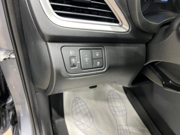 Hyundai Solaris II с пробегом 2019 года, цена 1 179 000 рублей, 145000 км, седан, Автокод Объявления