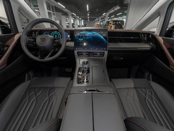 GAC Trumpchi M8 II с пробегом 2026 года, цена 4 750 000 рублей, 50 км, минивэн, Автокод Объявления