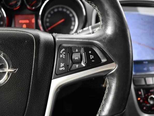 Opel Astra J Рестайлинг с пробегом 2013 года, цена 719 900 рублей, 163348 км, хэтчбек, Автокод Объявления