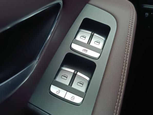 JETOUR X90+ с пробегом 2023 года, цена 2 170 000 рублей, 29709 км, внедорожник, Автокод Объявления