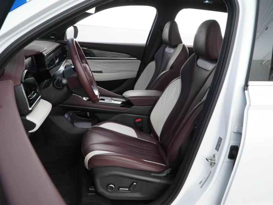 Geely Monjaro I Москва  - изображение 10