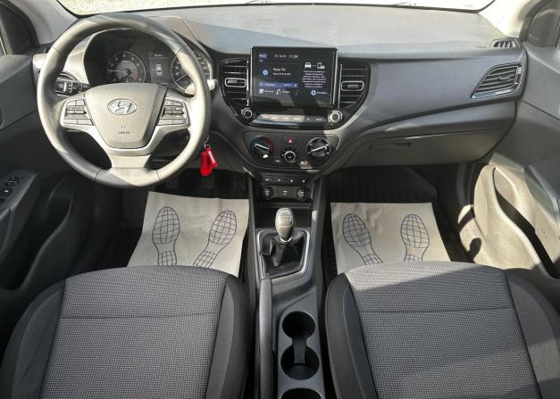 Hyundai Solaris II Рестайлинг с пробегом 2021 года, цена 1 399 000 рублей, 115786 км, седан, Автокод Объявления