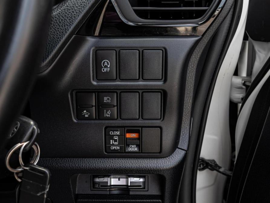 Toyota Esquire I Краснодар  - изображение 22