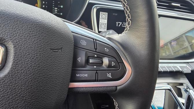 Geely Atlas Pro с пробегом 2024 года, цена 2 349 000 рублей, 27000 км, внедорожник, Автокод Объявления