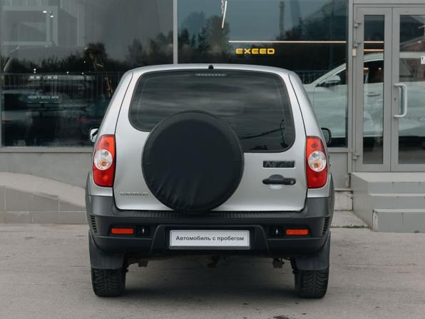 Chevrolet Niva I Рестайлинг с пробегом 2019 года, цена 750 000 рублей, 137245 км, внедорожник, Автокод Объявления