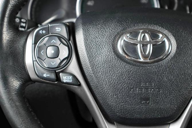 Toyota Venza II с пробегом 2014 года, цена 2 429 000 рублей, 132000 км, внедорожник, Автокод Объявления